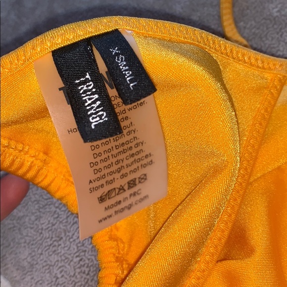 •TRIANGL Floral Set• - Picture 3 of 6